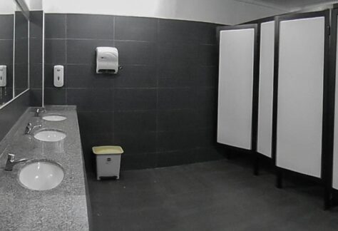 Baños Salón de eventos Club Estudiantes de Quilpué